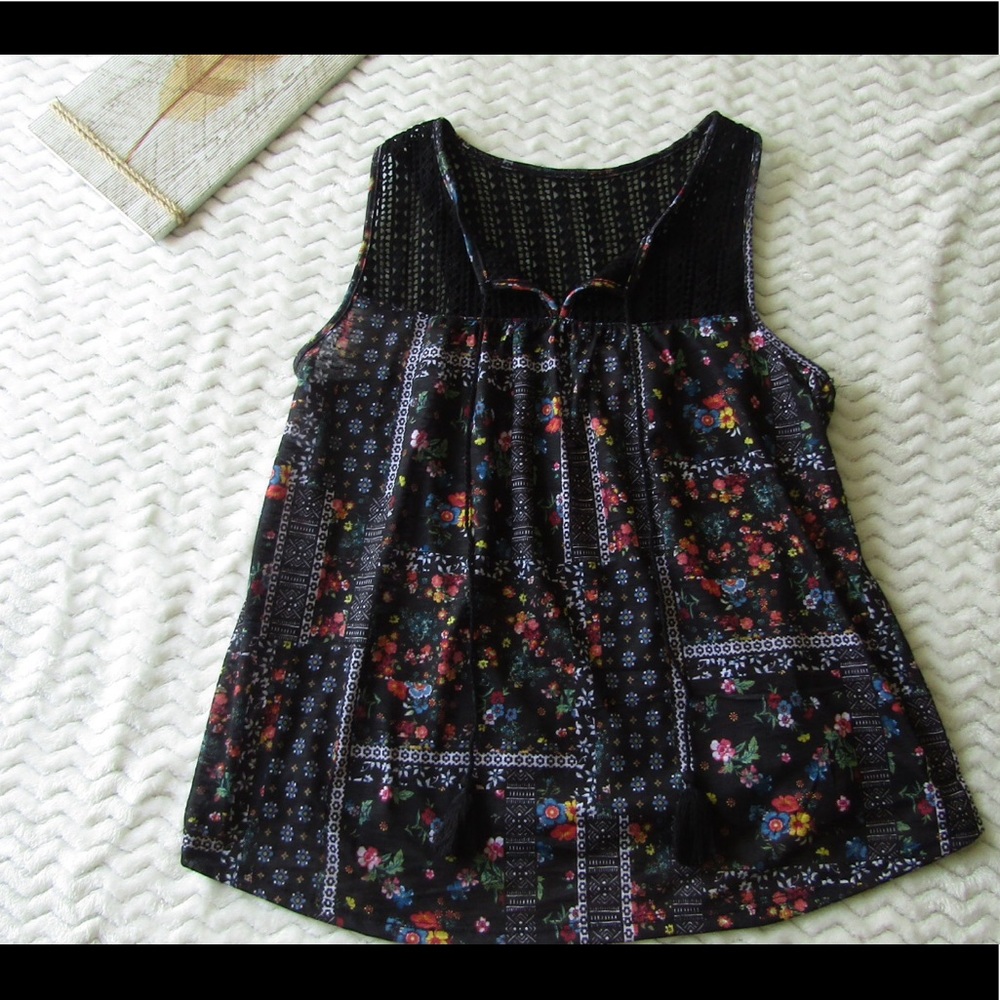 No Boundaries Flowered Design Tank Top